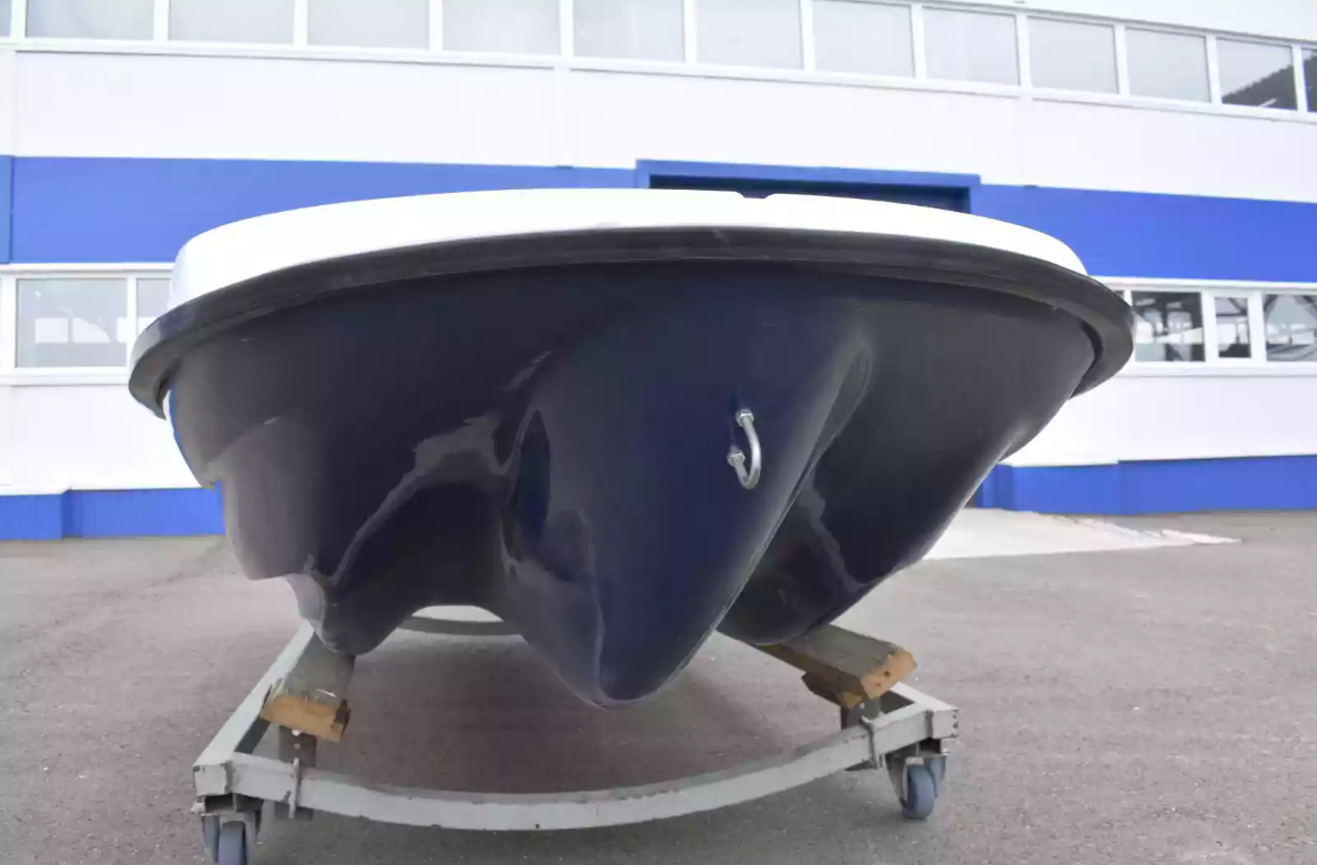 Стеклопластиковая лодка Пингвин New (тримаран) в Нижнем Тагиле