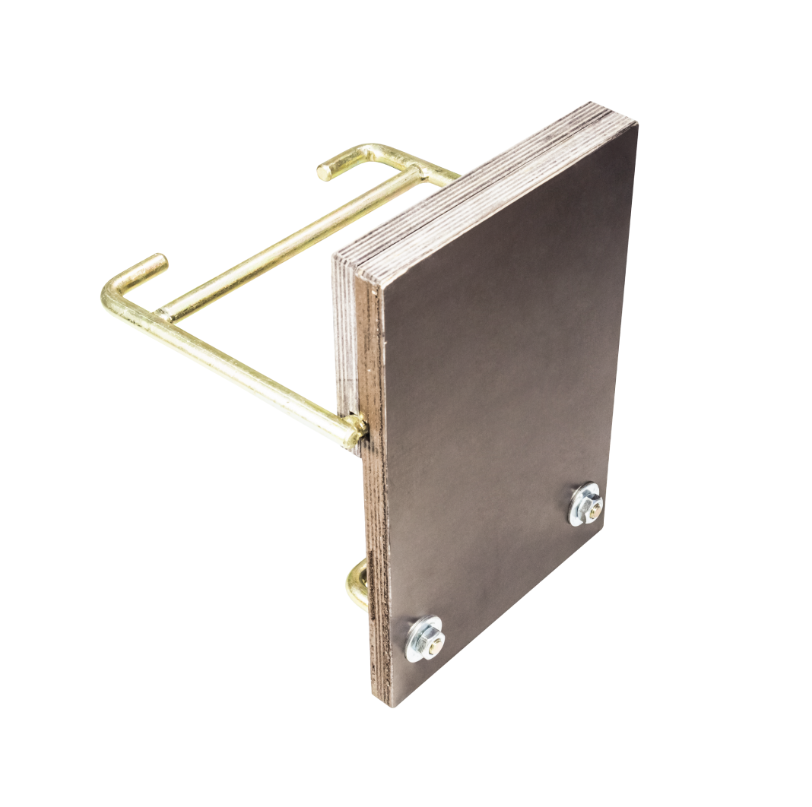 Навесной транец в Нижнем Тагиле