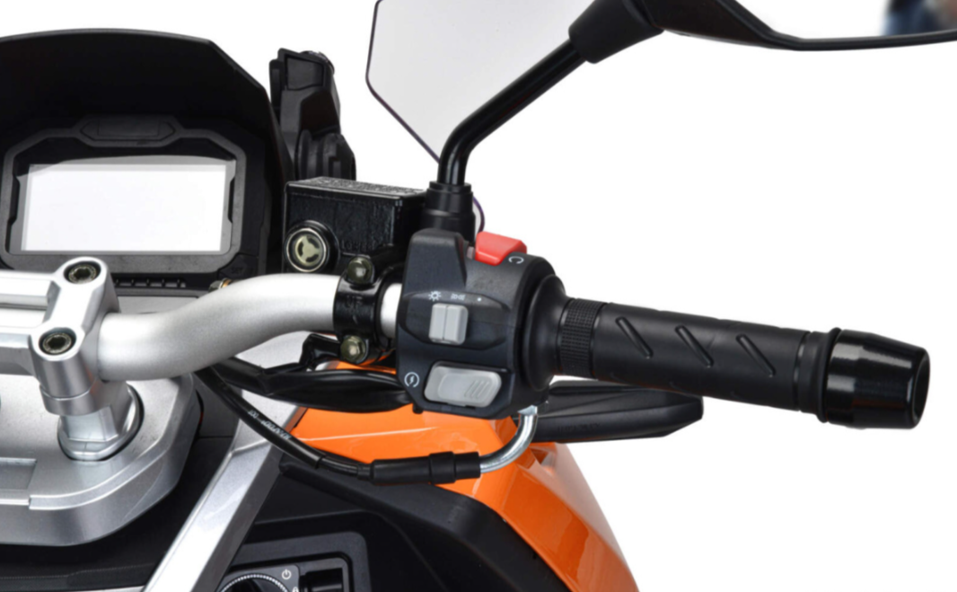 Скутер MOTOLAND (МОТОЛЕНД) T-MAX 150 в Нижнем Тагиле