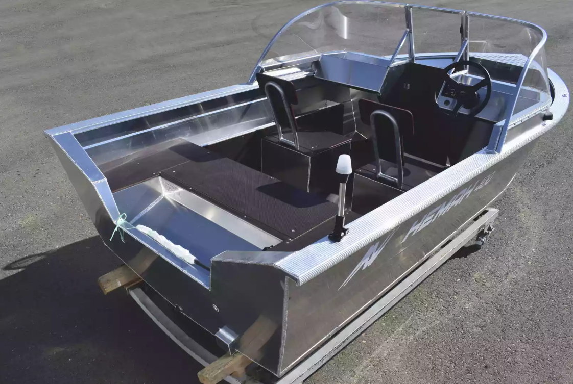 Алюминиевая лодка  Неман-400 DCM в Нижнем Тагиле