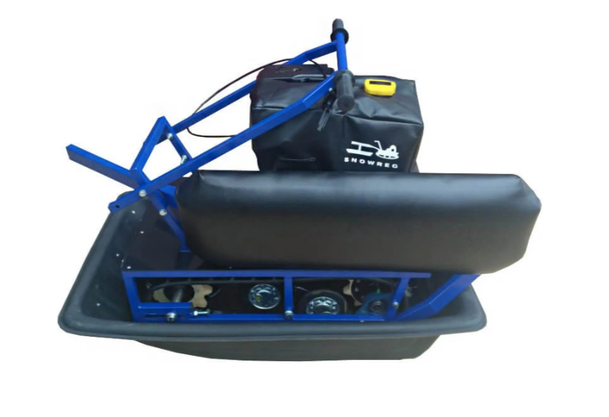 Мини-мотобуксировщик Альбатрос-М с фарой в Нижнем Тагиле