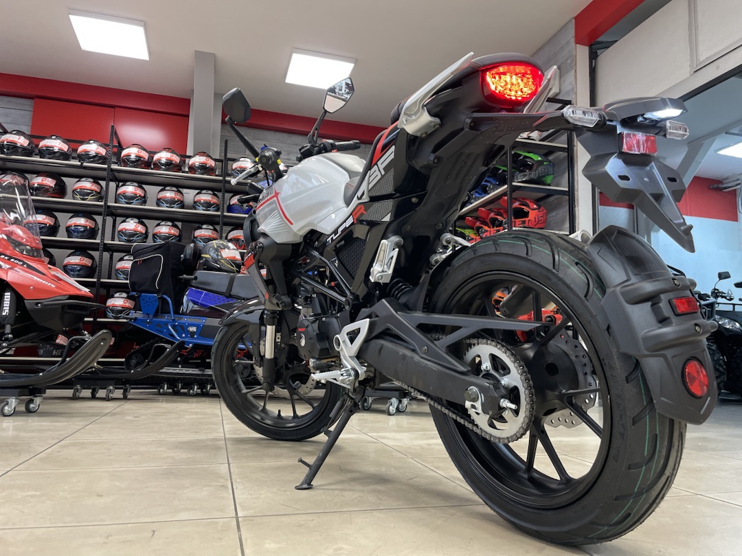 Мопед PROMAX CB150R (49) в Нижнем Тагиле