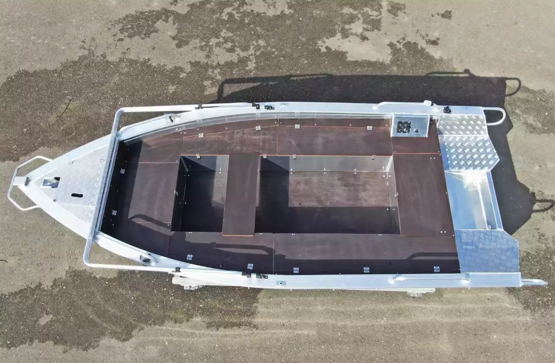 Алюминиевая лодка Wyatboat-390РМ в Нижнем Тагиле Алюминиевая лодка Wyatboat-390РМ в Нижнем Тагиле