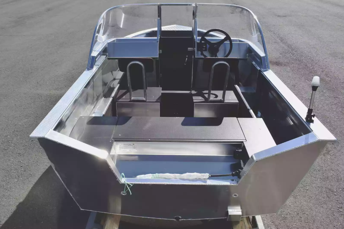 Алюминиевая лодка  Неман-400 DCM в Нижнем Тагиле