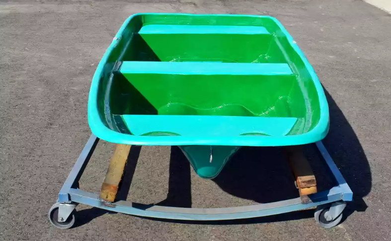 Стеклопластиковая лодка Старт (тримаран) в Нижнем Тагиле