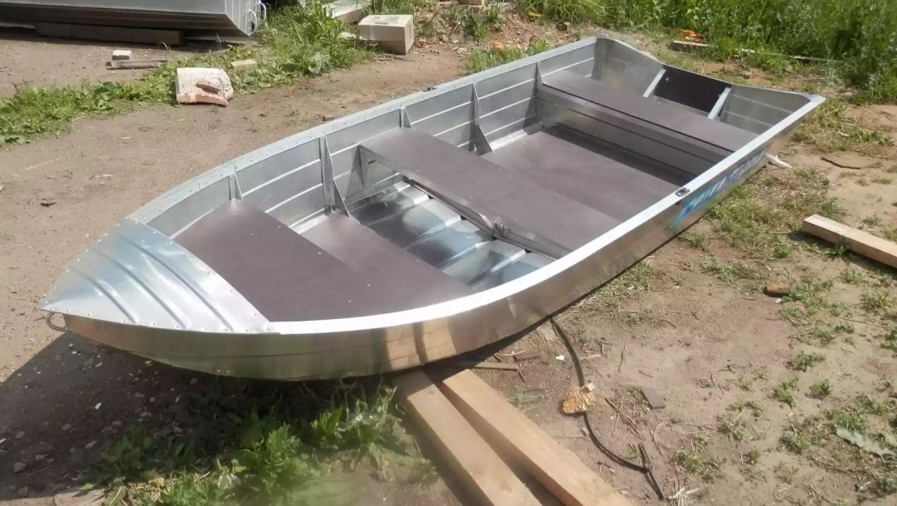 Алюминиевая лодка Вятка-Профи 32 в Нижнем Тагиле