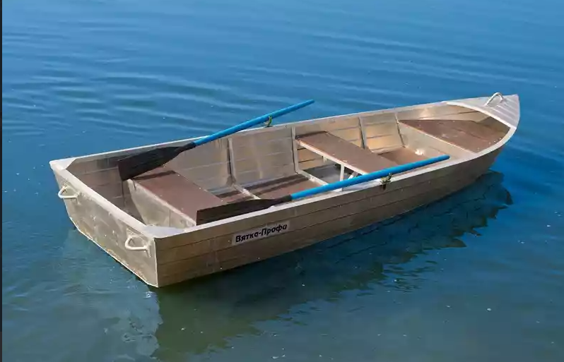 Алюминиевая лодка Вятка-Профи 37 в Нижнем Тагиле