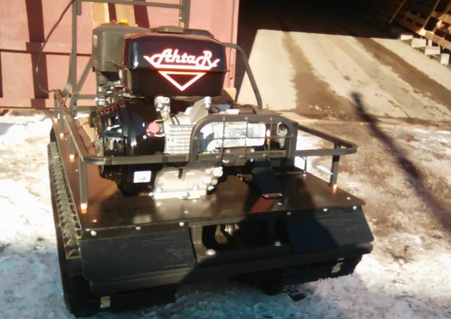 Мотобуксировщик AhtaR L11 в Нижнем Тагиле