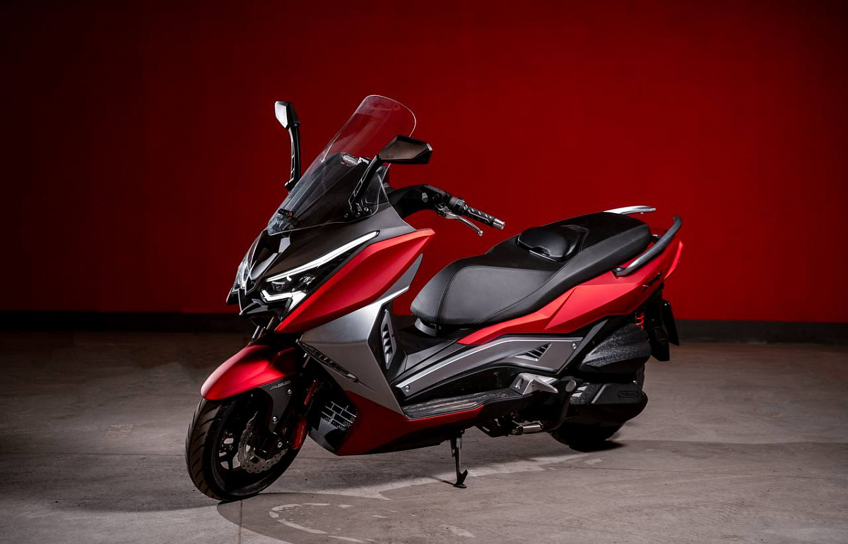 МАКСИСКУТЕР ARIIC 318 в Нижнем Тагиле