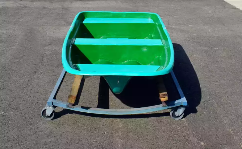 Стеклопластиковая лодка Старт (тримаран) в Нижнем Тагиле