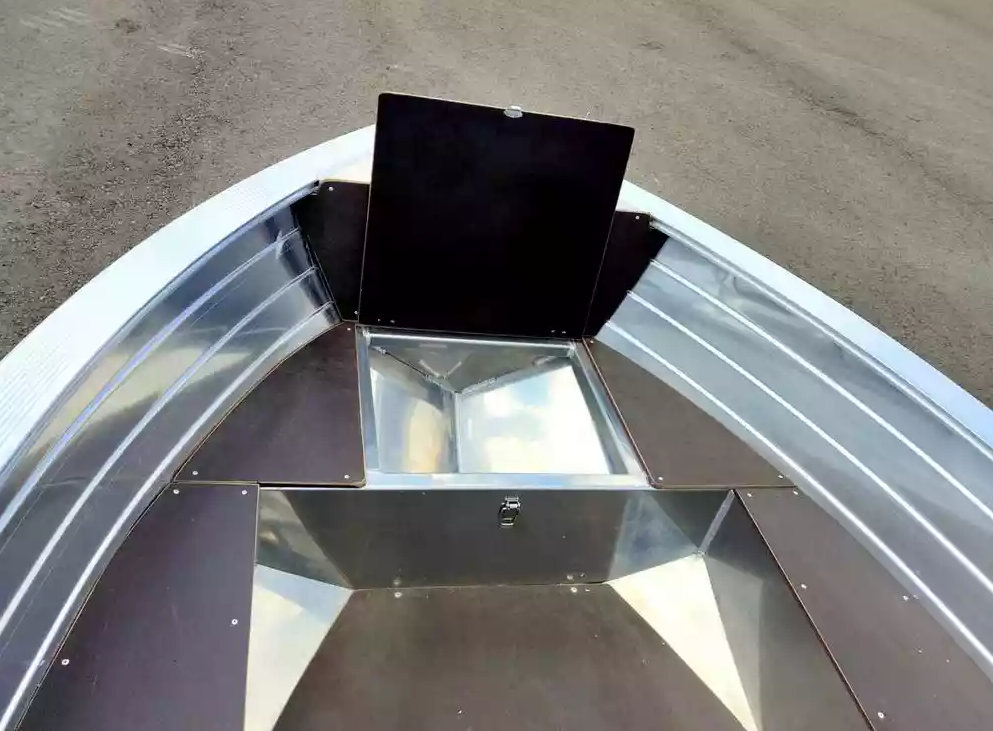 Алюминиевая лодка Неман-400 в Нижнем Тагиле