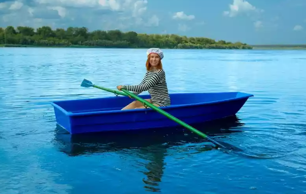 Стеклопластиковая лодка Малютка в Нижнем Тагиле