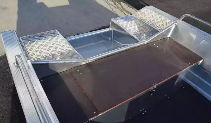 Алюминиевая лодка  Wyatboat-430 Р в Нижнем Тагиле