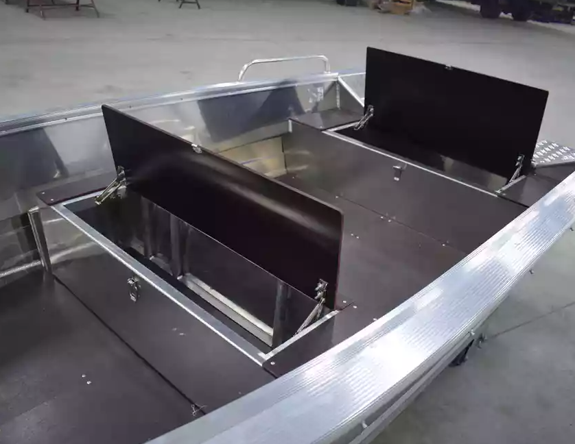 Алюминиевая лодка  Wyatboat-430 Р в Нижнем Тагиле