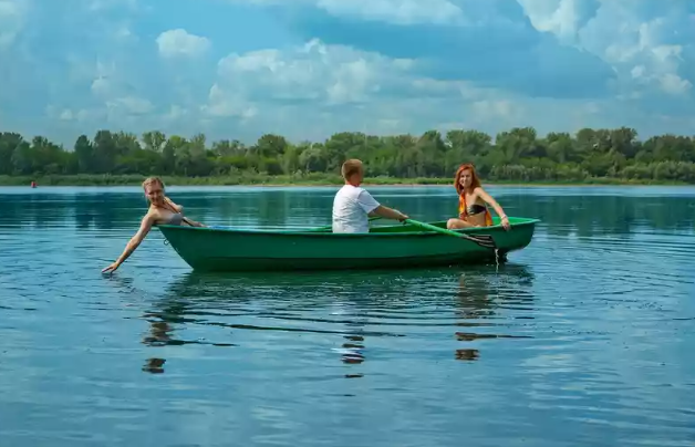 Стеклопластиковая Лодка Голавль в Нижнем Тагиле