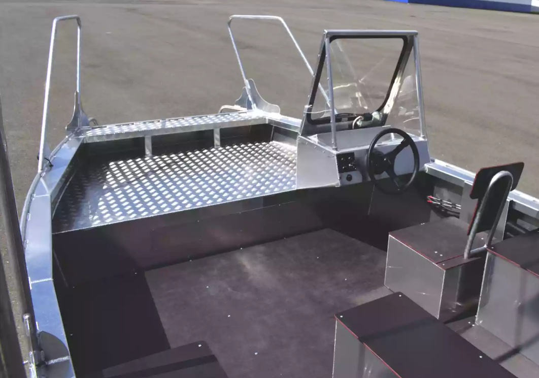 Алюминиевая лодка Wyatboat-600 в Нижнем Тагиле