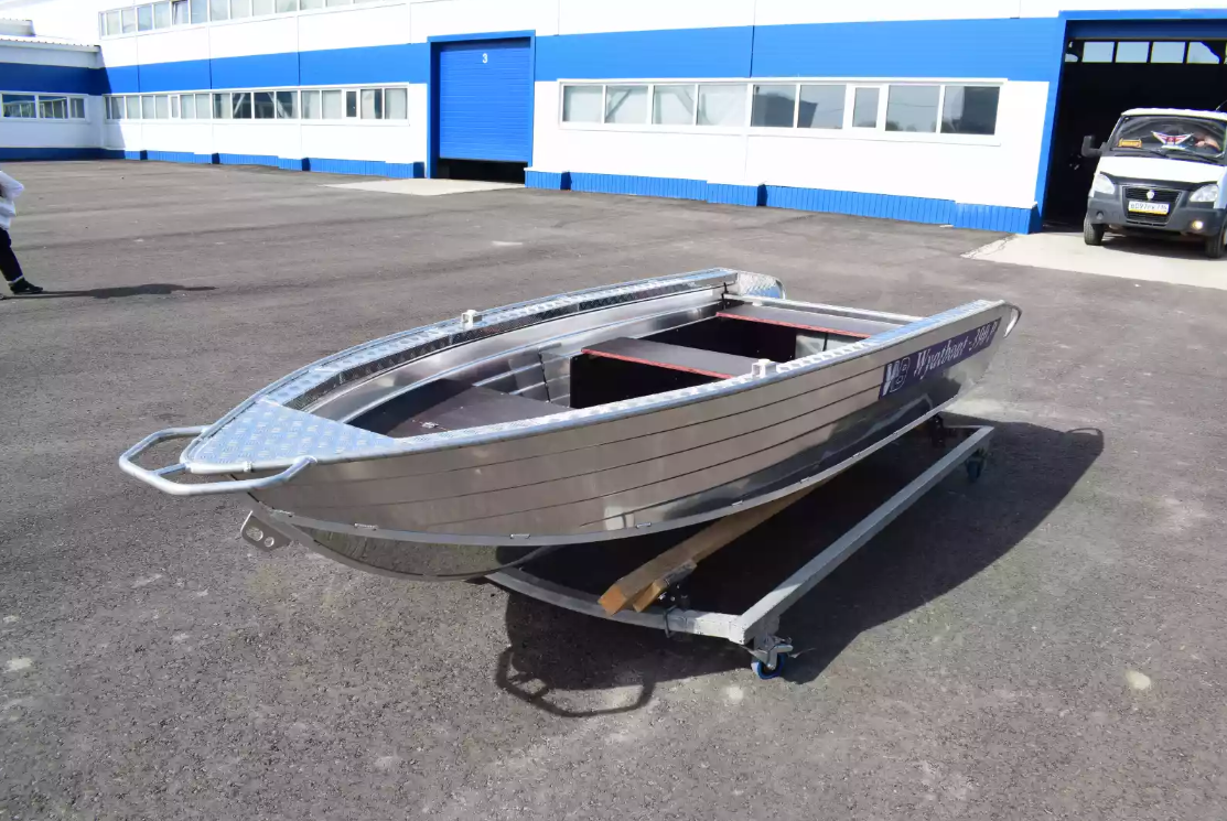 Алюминиевая лодка Wyatboat-390 P в Нижнем Тагиле