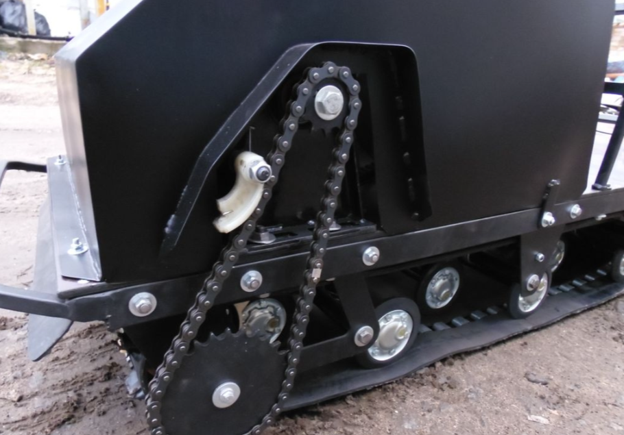 Мотобуксировщик AhtaR Зима 15 л/с с вариатором в Нижнем Тагиле