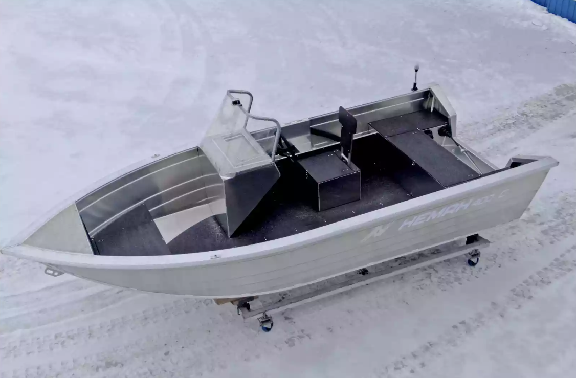 Алюминиевая лодка Неман-400 С в Нижнем Тагиле