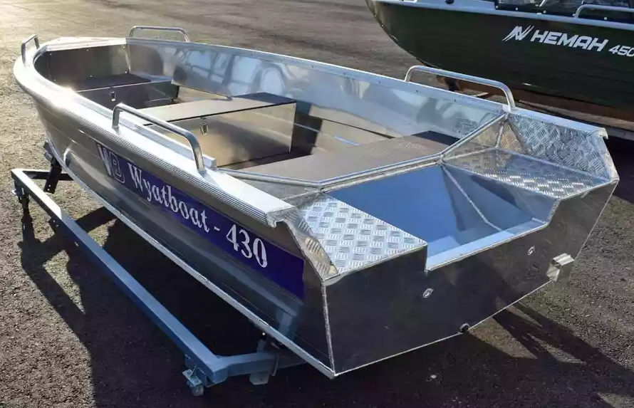 Алюминиевая лодка  Wyatboat-430 Р в Нижнем Тагиле