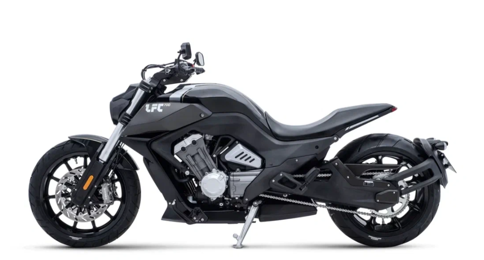 Мотоцикл Benda LFC 700 в Нижнем Тагиле