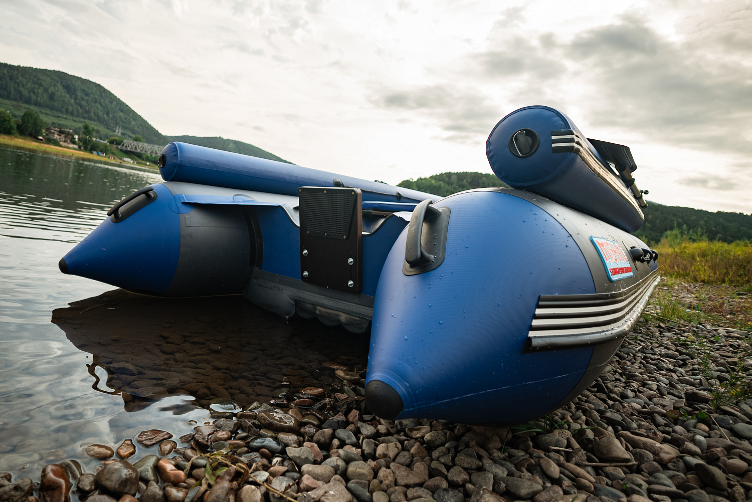 Лодка MISHIMO RIVER FJET PRO 430  под водомет в Нижнем Тагиле