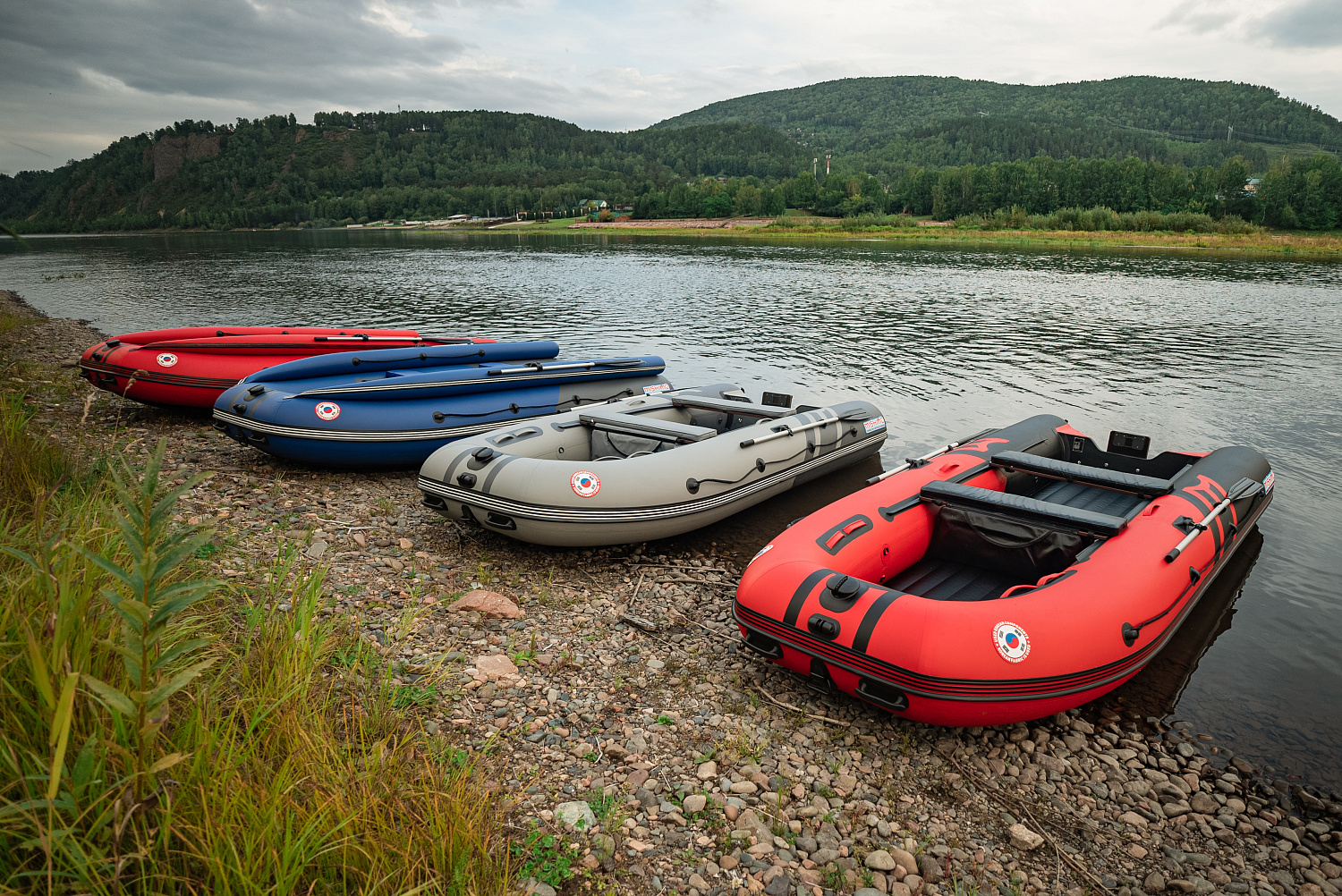 Лодка MISHIMO RIVER FJET PRO 430  под водомет в Нижнем Тагиле