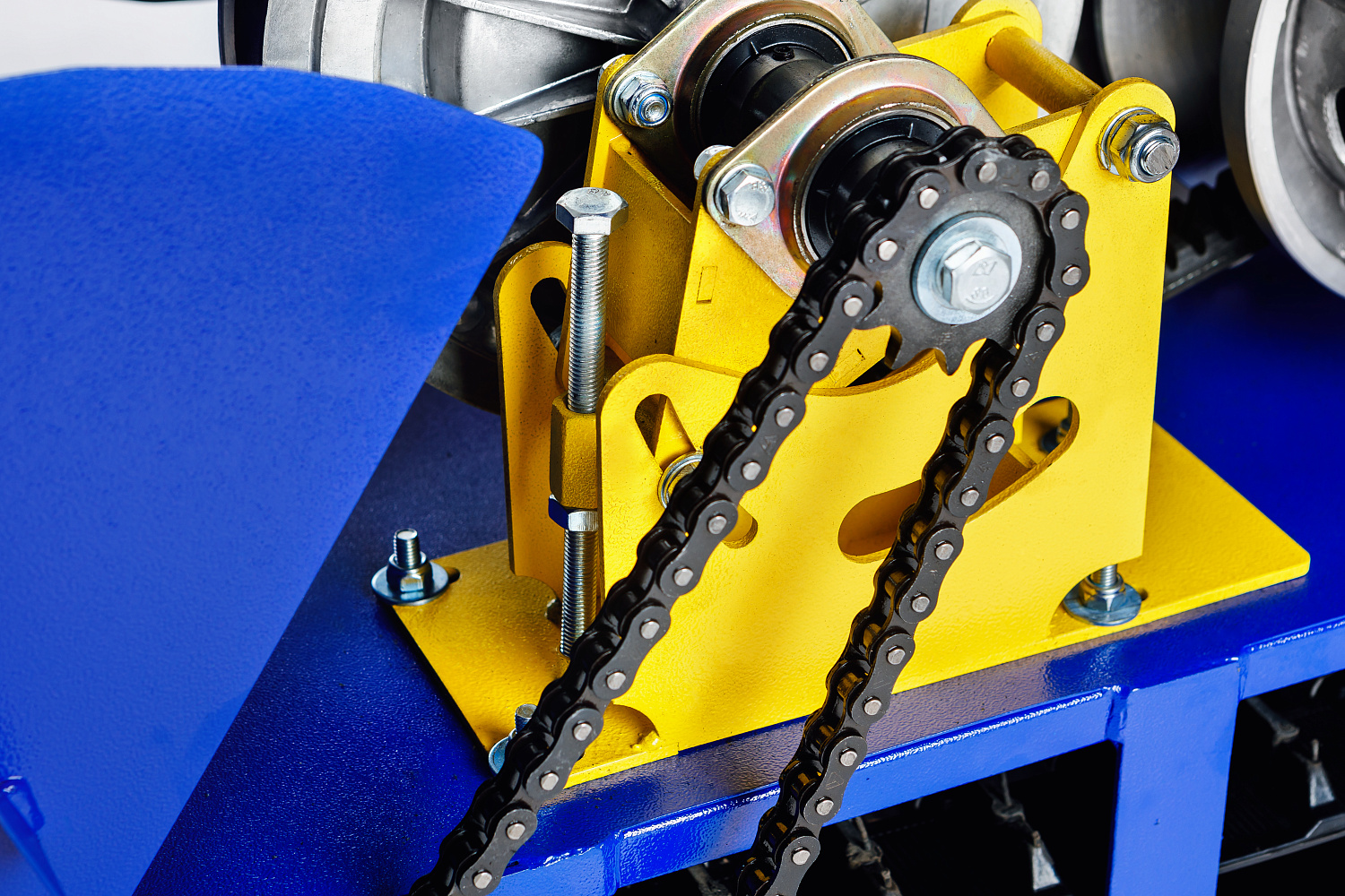 МОТОБУКСИРОВЩИК SNOW DOG 9 л.с. в Нижнем Тагиле