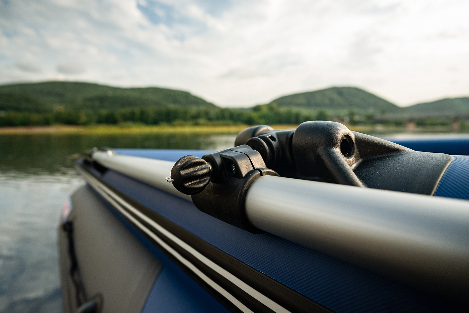 Лодка MISHIMO RIVER FJET PRO 430  под водомет в Нижнем Тагиле