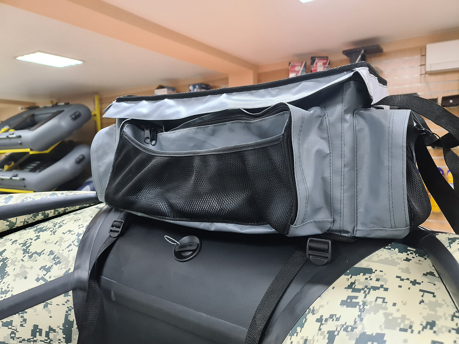 СУМКА ЛЮКС НА БАЛЛОН ДЛЯ ЛОДОК ПВХ 50Х25Х25 СМ в Нижнем Тагиле