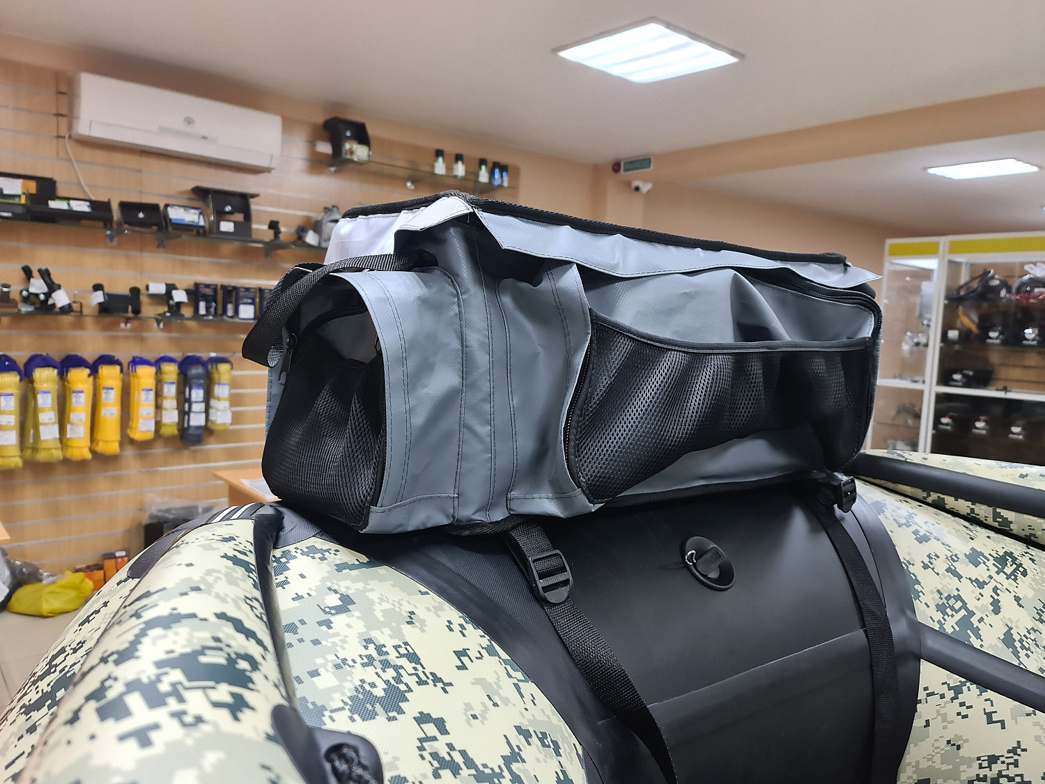 СУМКА ЛЮКС НА БАЛЛОН ДЛЯ ЛОДОК ПВХ 50Х25Х25 СМ в Нижнем Тагиле